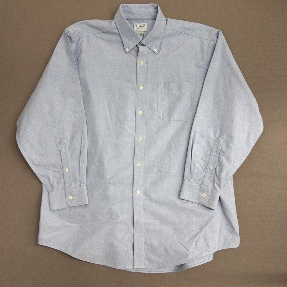 LL Bean Traditional Fit Oxford Shirt Mens 17-33 Light Blue Cotton 209410